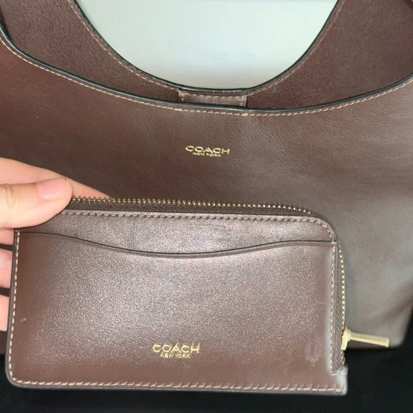 ✨ Coach Leather Hobo Shoulder Bag + Matching Wallet – Medium | Brown ✨ - Picture 5 of 5